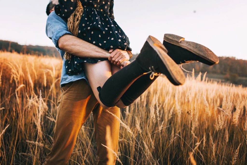 6 Tipe Suami Ideal yang Bisa Buat Istri Bahagia