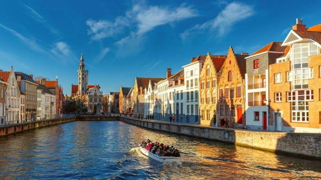 10 Kota dengan Kanal Tercantik di Dunia