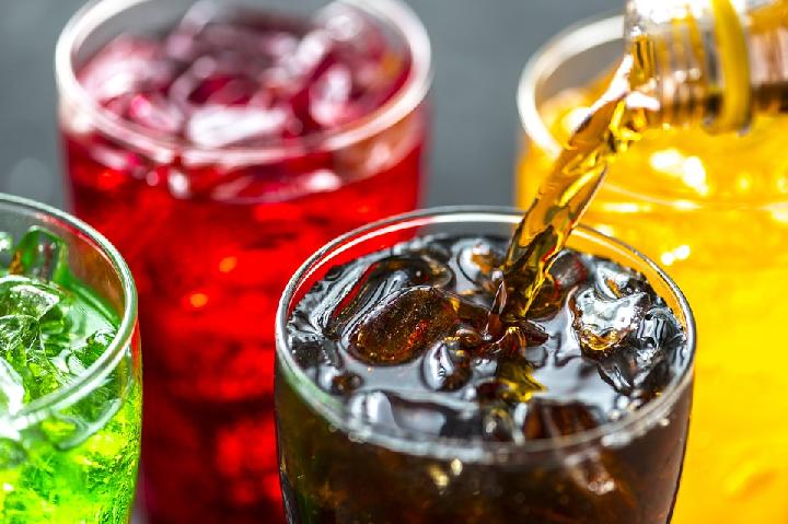 Konsumsi Minuman Manis, Termasuk Jus Buah Dikaitkan dengan Risiko Kanker 