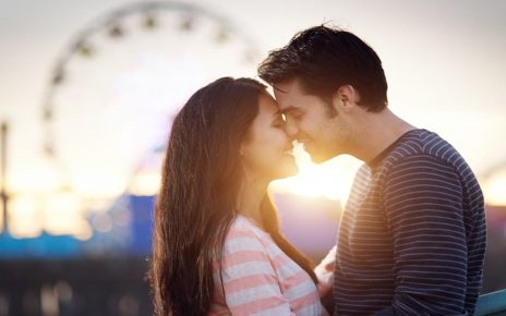 Ini 5 Manfaat Berciuman Bukan Cuma Nafsu Belaka