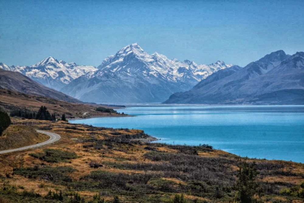 5 Gunung Terindah di Selandia Baru Ini Bikin Mata Terpana 