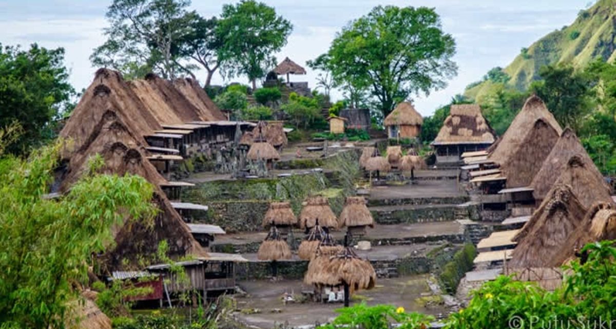 Desa Tertua Indonesia Jadi Incaran Turis