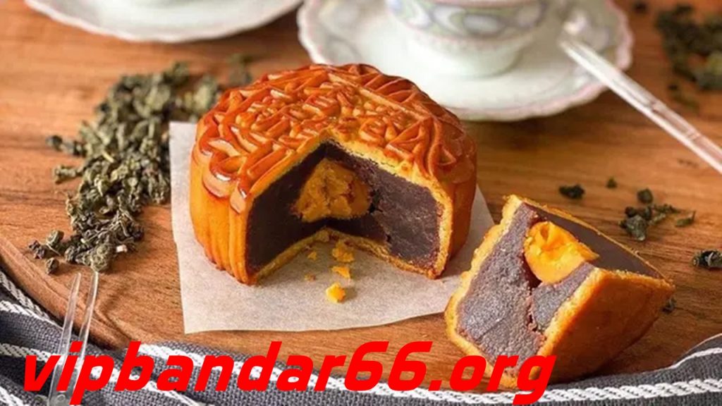 Sejarah dan Ragam Kue Bulan Keturunan Tionghoa