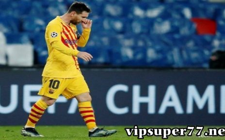 Lionel Messi Buat Kejutan, Bertahan di Barcelona