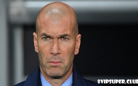 Zidane Belajar Bahasa Inggris, Sinyal Mau ke MU?