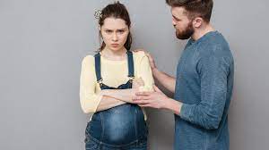 Ini Alasan Mengapa Calon Ibu Jangan Bertengkar dengan Suami Saat Hamil |  Orami