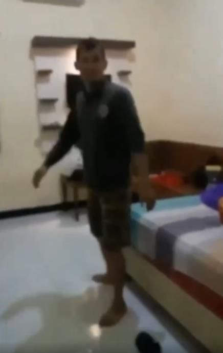 Viral Video Penggerebekan Kepala Desa Selingkuh