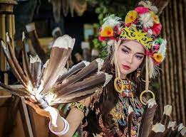 Simak 10 Suku Penghasil Wanita Cantik di Dunia, Salah Satunya Ada dari  Indonesia Lho